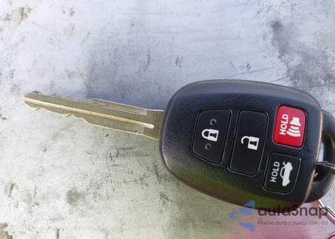 2013 Toyota Camry Se z USA, uszkodzony, nr VIN 4T1BF1FK4DU291912